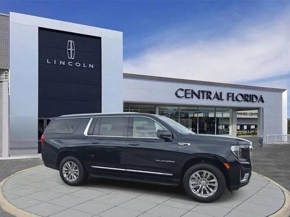 GMC YUKON XL 2022 1GKS1GKD8NR176042 image